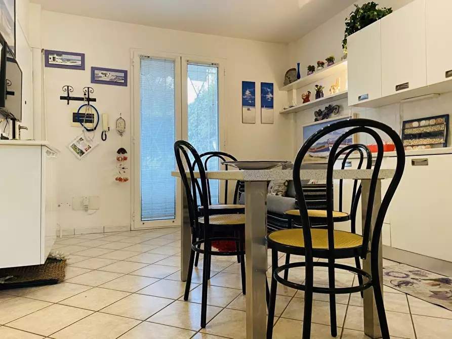 Immagine 22 di Appartamento in vendita  a Pietrasanta