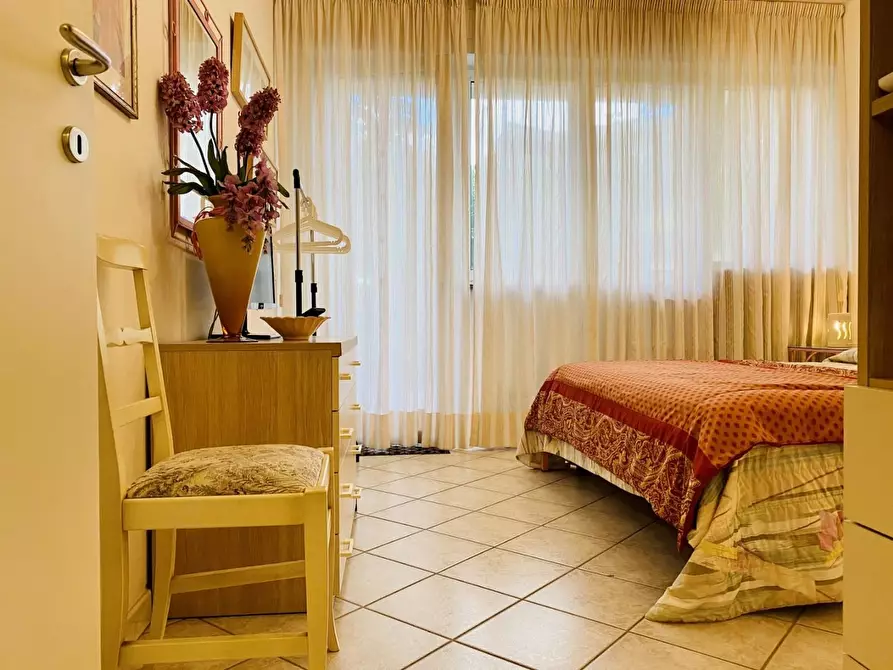 Immagine 15 di Appartamento in vendita  a Pietrasanta