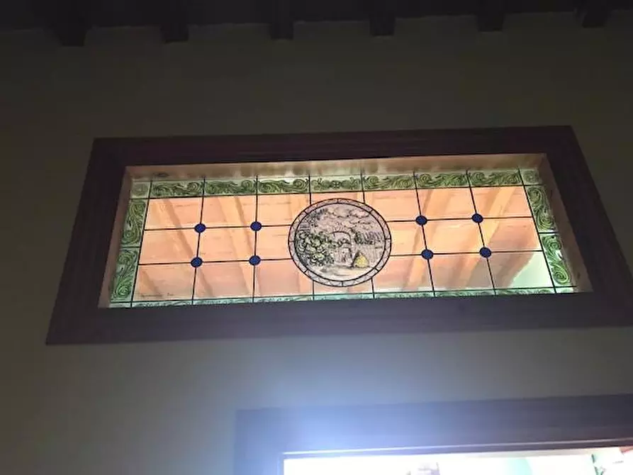 Immagine 38 di Villa in vendita  a Cascina