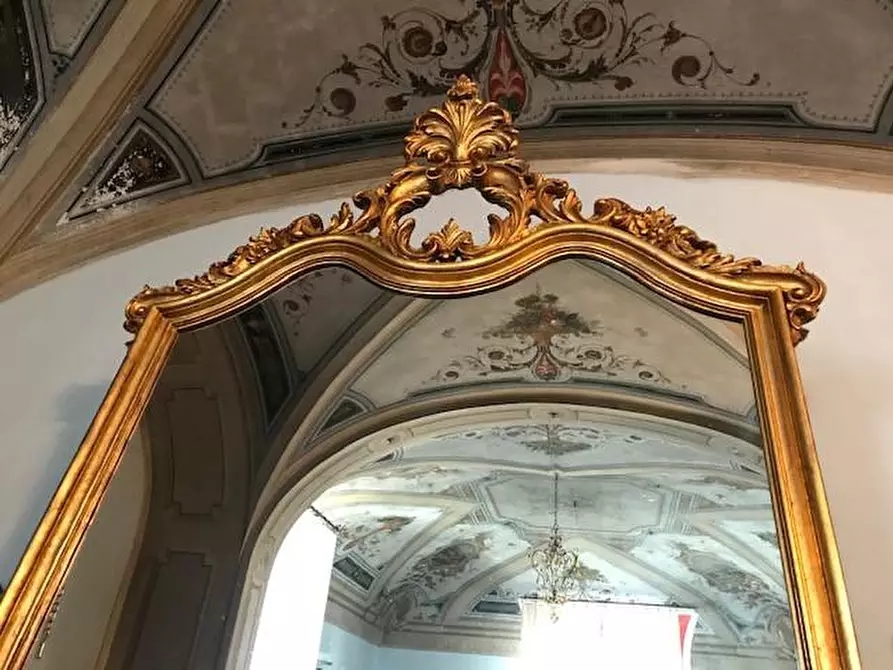 Immagine 16 di Villa in vendita  a Cascina