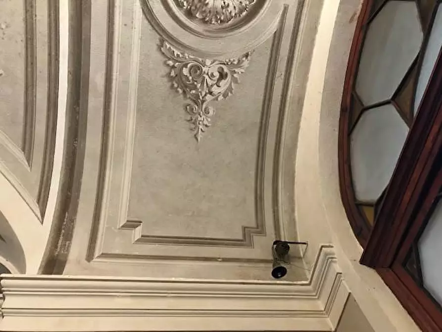 Immagine 43 di Villa in vendita  a Cascina