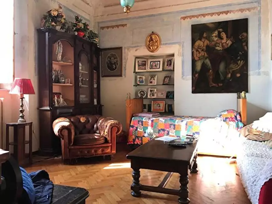 Immagine 12 di Villa in vendita  a Cascina