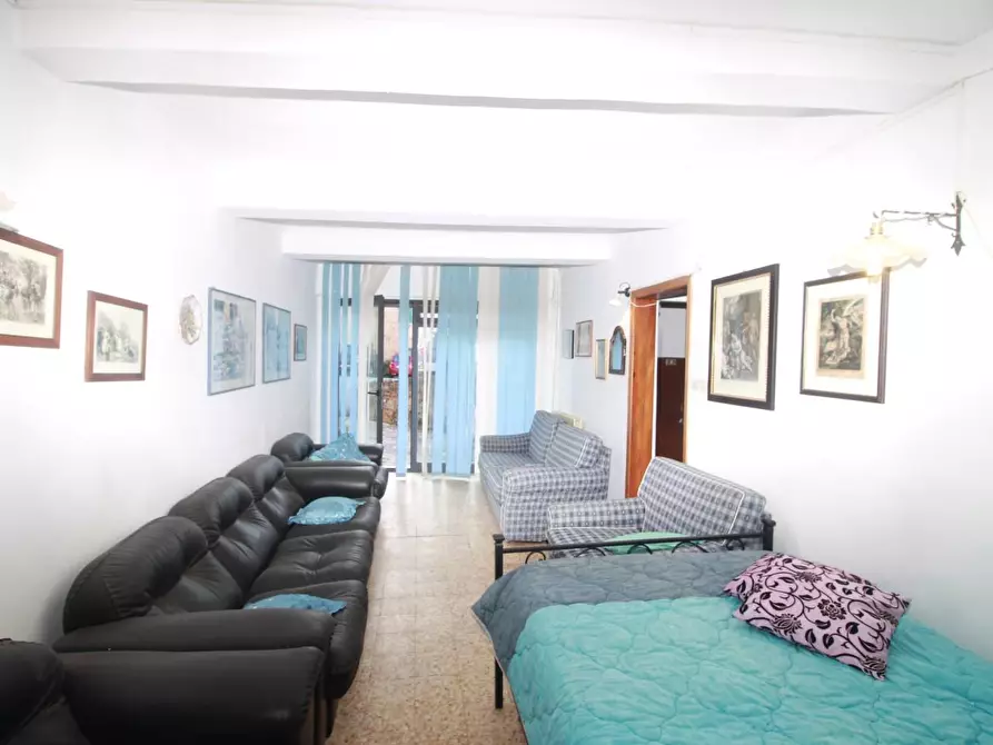 Immagine 4 di Villa in vendita  a Sovicille