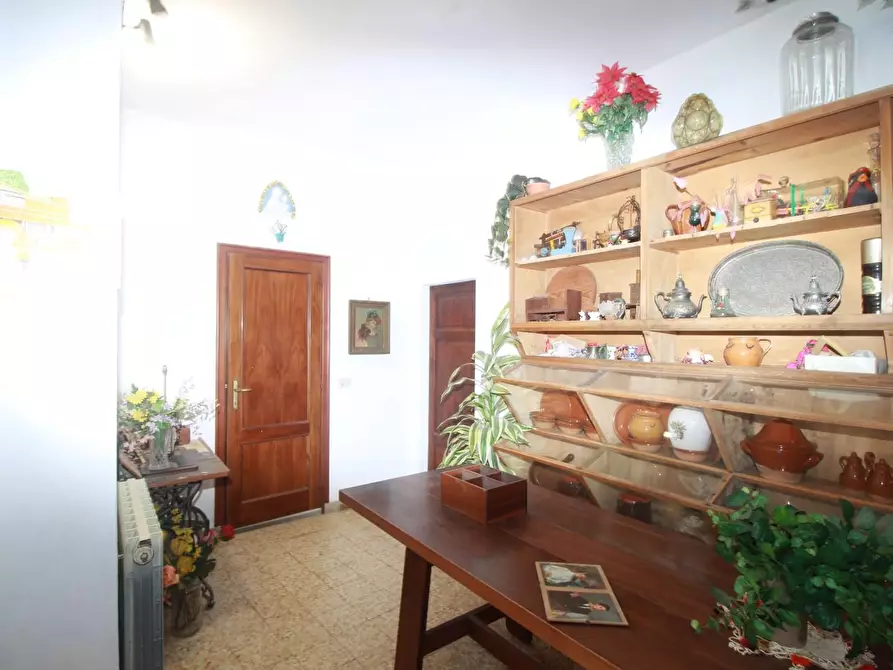 Immagine 3 di Villa in vendita  a Sovicille