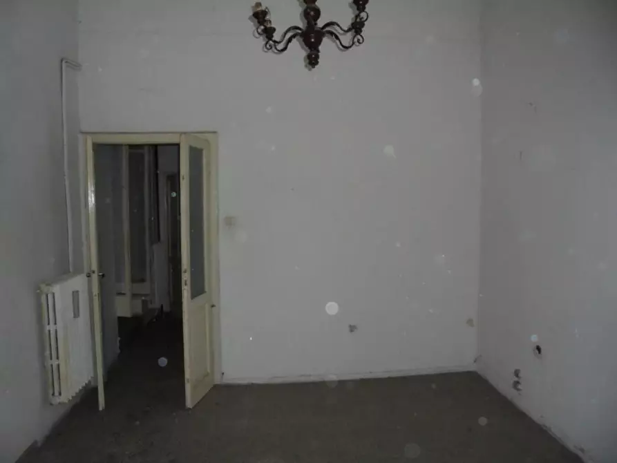 Immagine 13 di Appartamento in vendita  a Massa