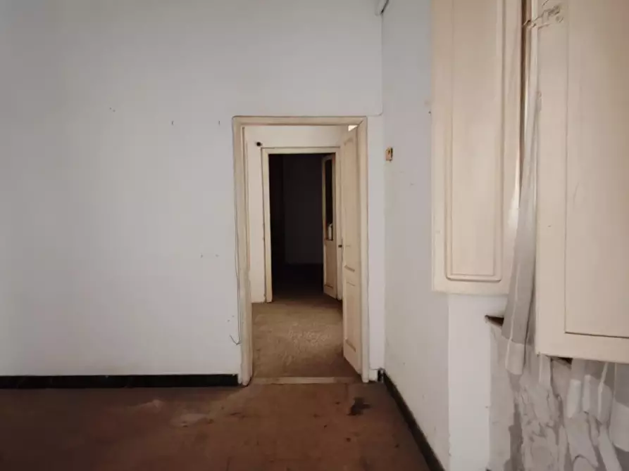 Immagine 14 di Appartamento in vendita  a Massa