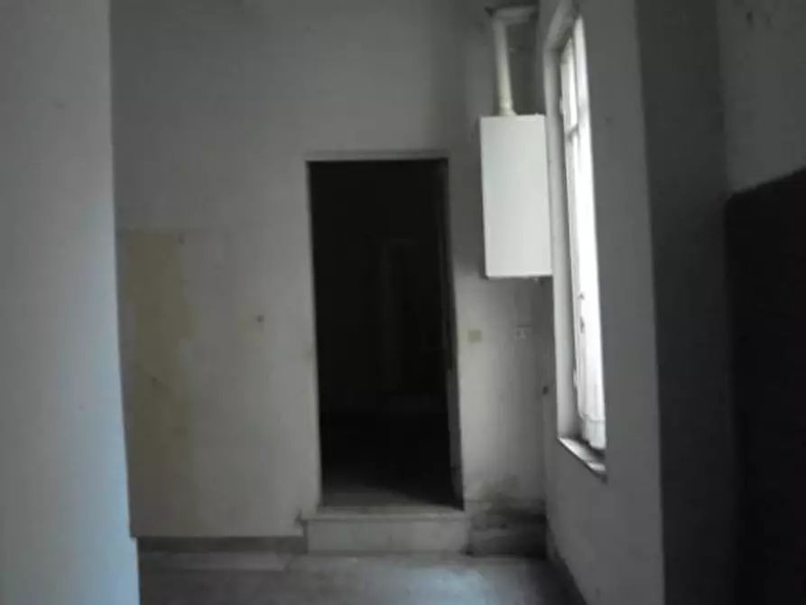 Immagine 18 di Appartamento in vendita  a Massa