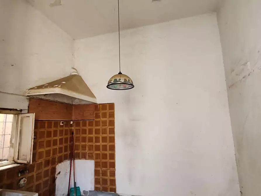 Immagine 5 di Appartamento in vendita  a Massa