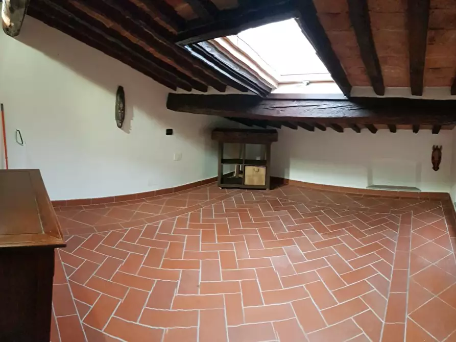 Immagine 10 di Appartamento in vendita  a Fauglia