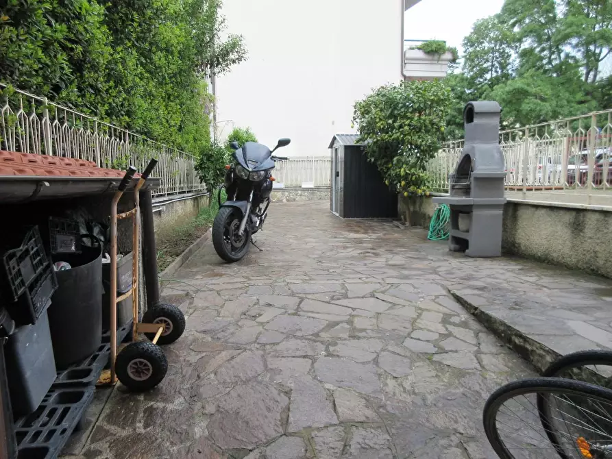 Immagine 11 di Appartamento in vendita  a Vinci