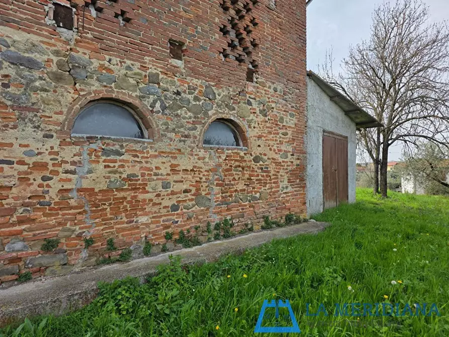 Immagine 7 di Casa indipendente in vendita  a Lamporecchio