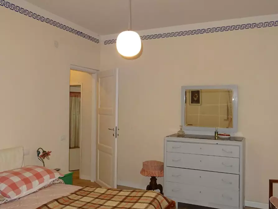 Immagine 9 di Casa indipendente in vendita  a Lamporecchio