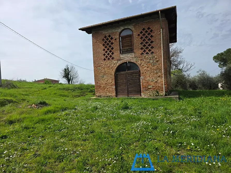 Immagine 9 di Casa indipendente in vendita  a Lamporecchio