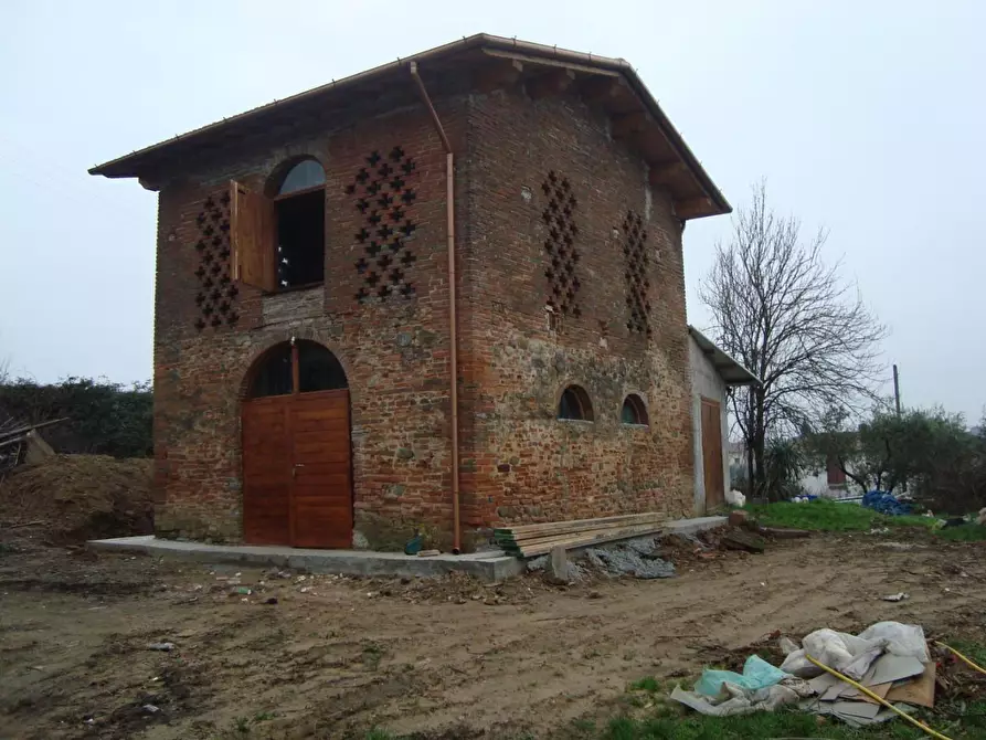 Immagine 3 di Casa indipendente in vendita  a Lamporecchio