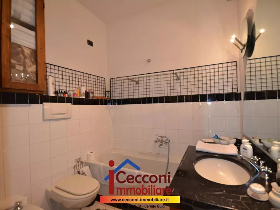 Immagine 8 di Appartamento in vendita  a Cerreto Guidi