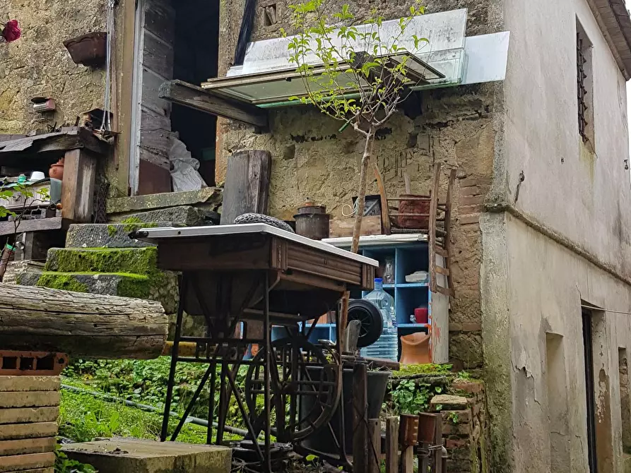 Immagine 27 di Porzione di casa in vendita  a Collesalvetti