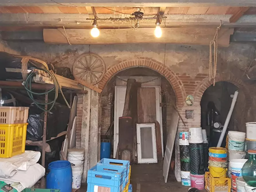 Immagine 28 di Porzione di casa in vendita  a Collesalvetti