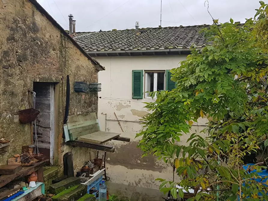 Immagine 20 di Porzione di casa in vendita  a Collesalvetti