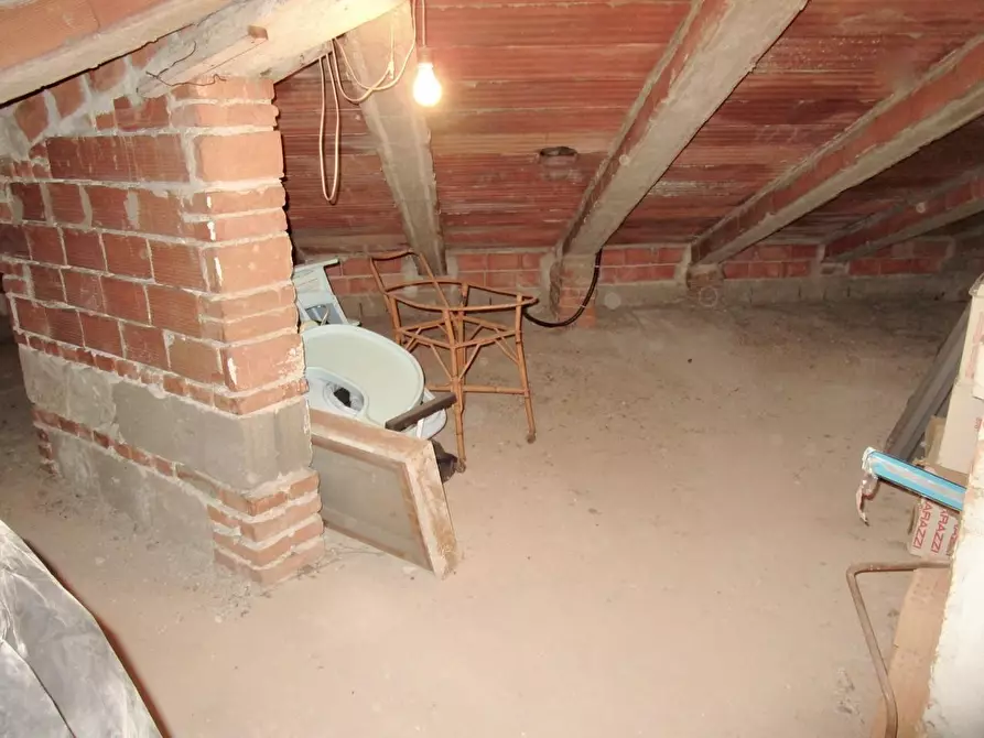 Immagine 25 di Appartamento in vendita  a Pisa