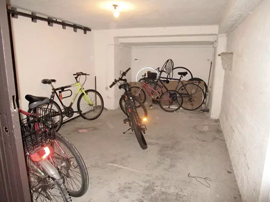 Immagine 26 di Appartamento in vendita  a Pisa