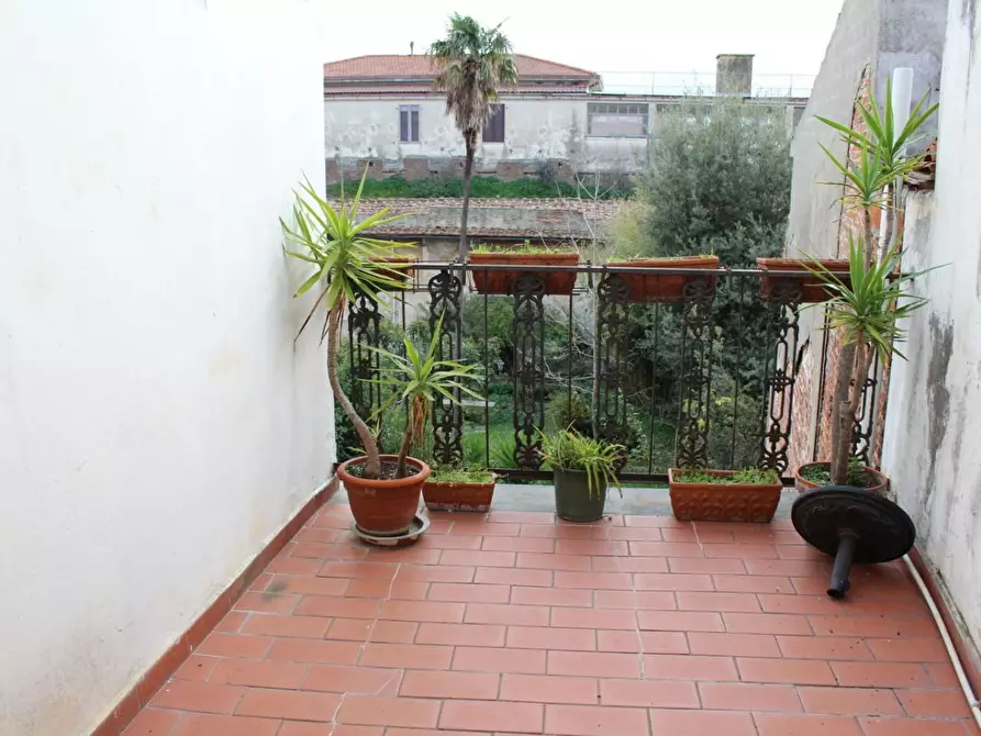 Immagine 22 di Palazzo in vendita  a Cascina