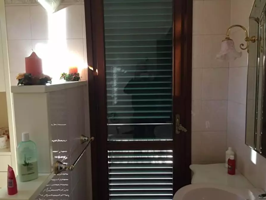 Immagine 8 di Villetta a schiera in vendita  a Vicopisano