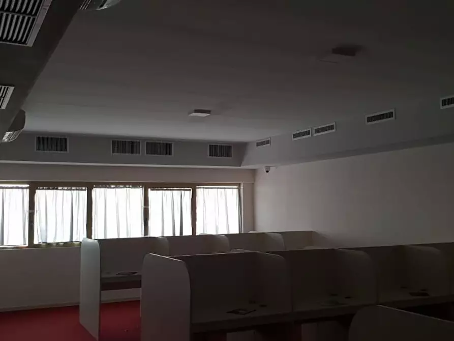 Immagine 20 di Attività artigianale in vendita  a Empoli