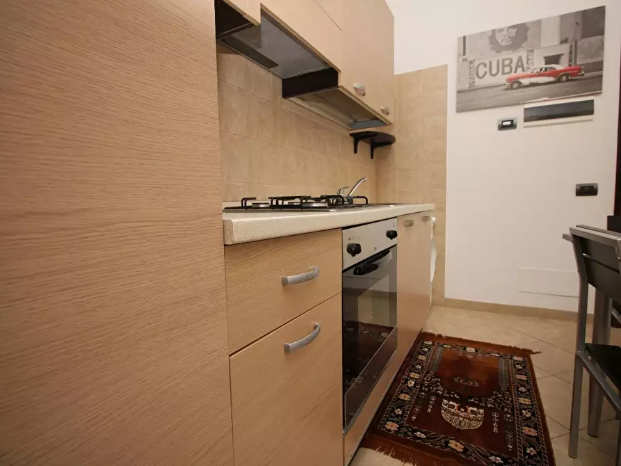 Immagine 5 di Appartamento in vendita  a Siena