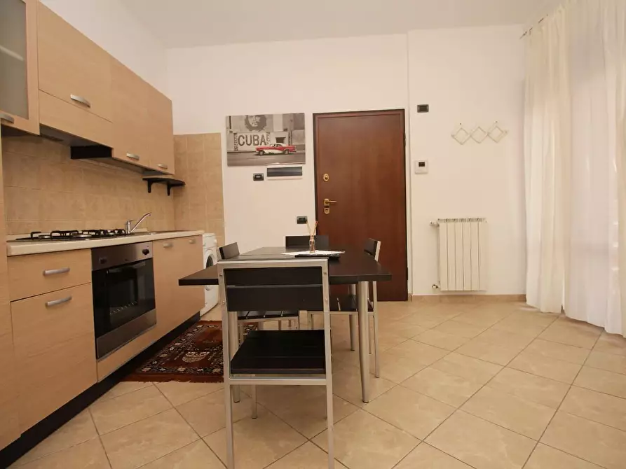 Immagine 4 di Appartamento in vendita  a Siena