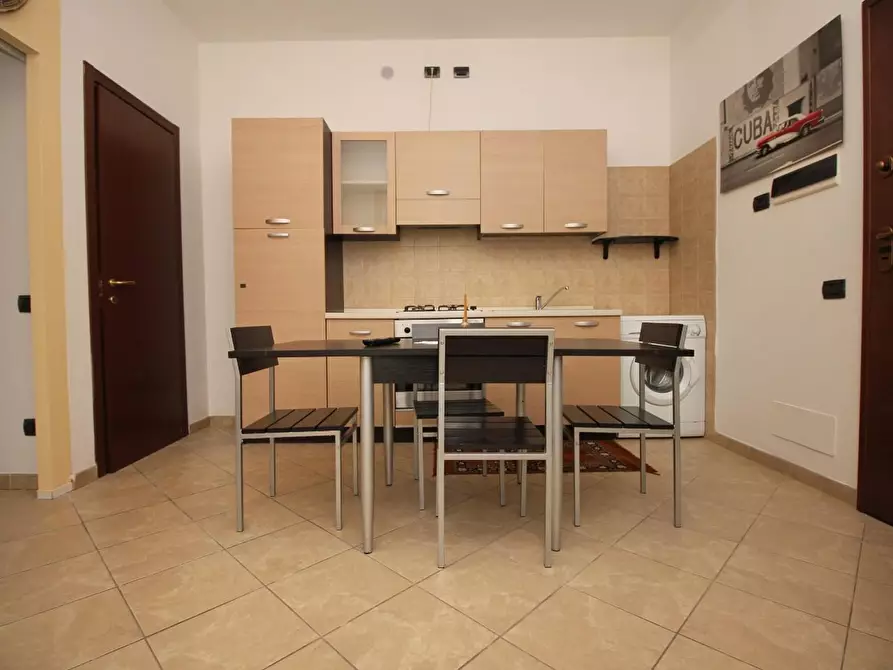 Immagine 3 di Appartamento in vendita  a Siena