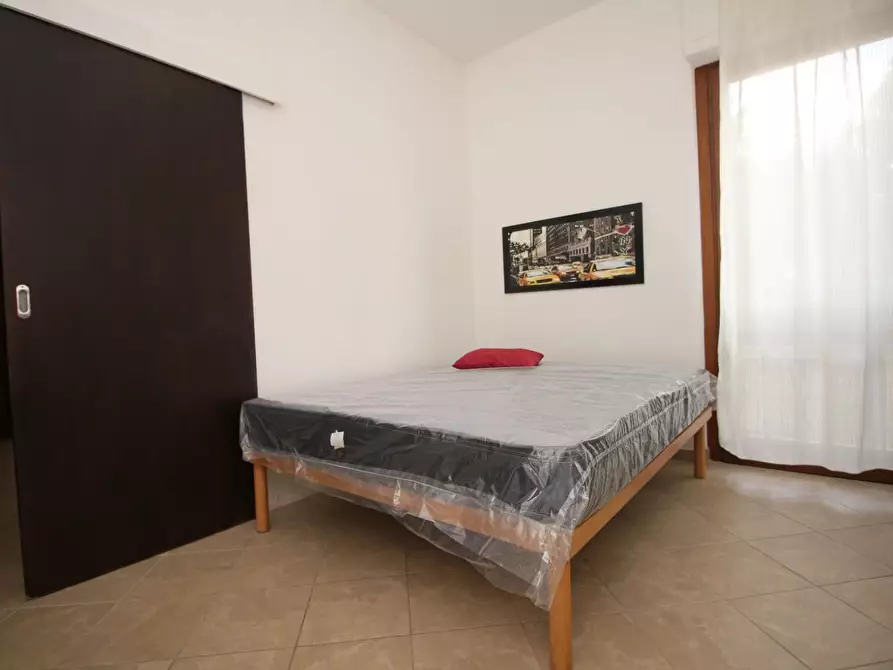 Immagine 9 di Appartamento in vendita  a Siena