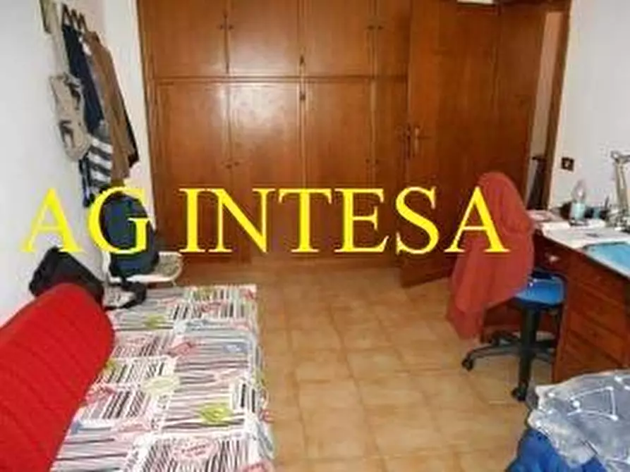 Immagine 11 di Appartamento in vendita  a Pisa