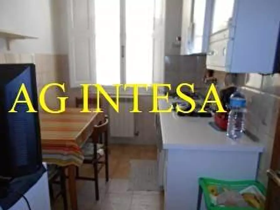 Immagine 4 di Appartamento in vendita  a Pisa