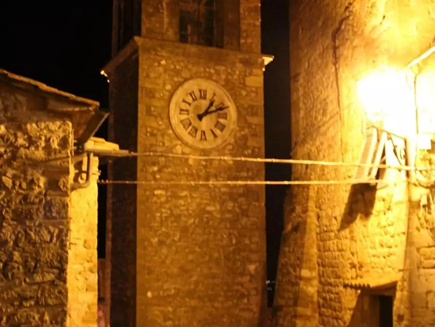 Immagine 1 di Immobile di prestigio in vendita  a Casale Marittimo