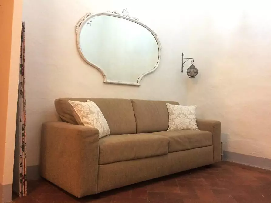 Immagine 6 di Appartamento in affitto  a Colle Di Val D'elsa
