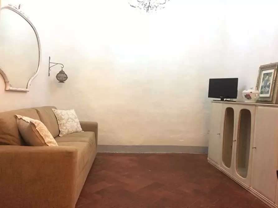 Immagine 7 di Appartamento in affitto  a Colle Di Val D'elsa