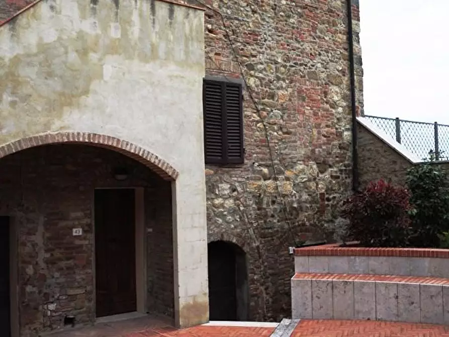 Immagine 17 di Appartamento in affitto  a Casole D'elsa