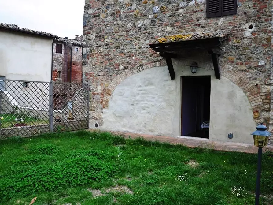 Immagine 13 di Appartamento in affitto  a Casole D'elsa