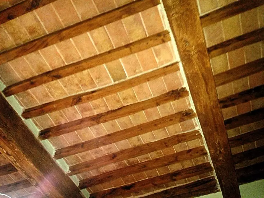 Immagine 20 di Appartamento in vendita  a Colle Di Val D'elsa