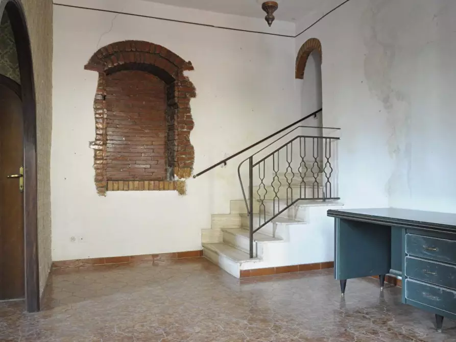 Immagine 6 di Appartamento in vendita  a Colle Di Val D'elsa