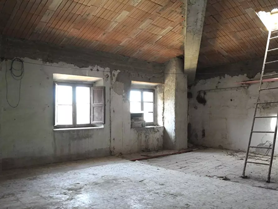 Immagine 26 di Appartamento in vendita  a Colle Di Val D'elsa