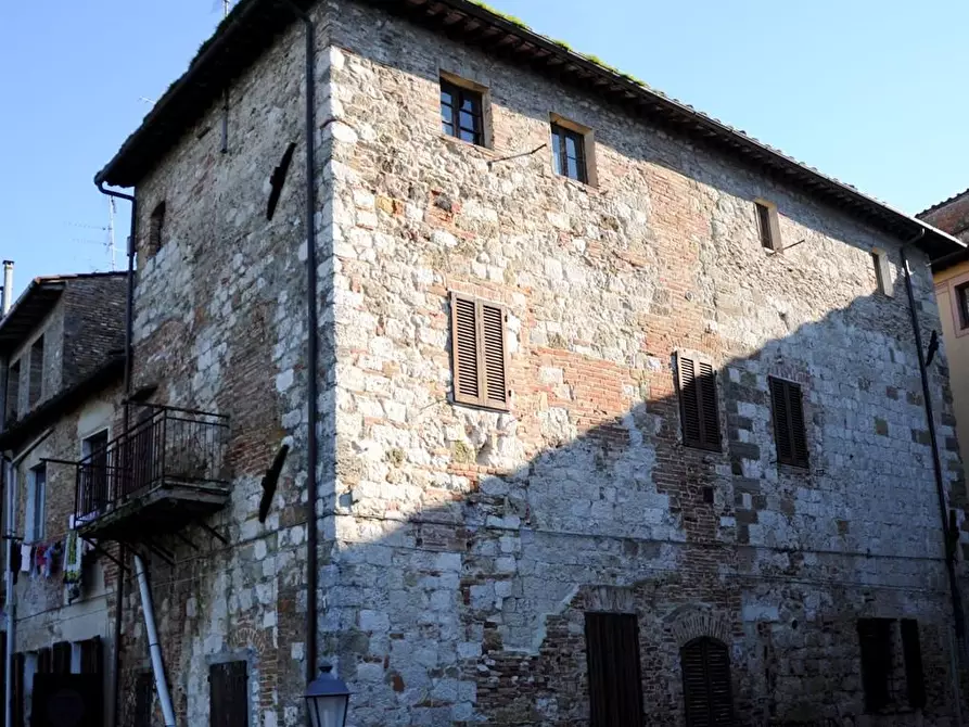 Immagine 18 di Appartamento in vendita  a Colle Di Val D'elsa