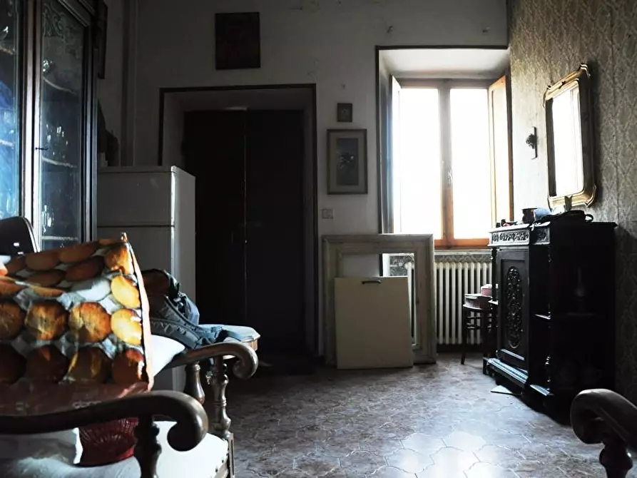 Immagine 3 di Appartamento in vendita  a Colle Di Val D'elsa