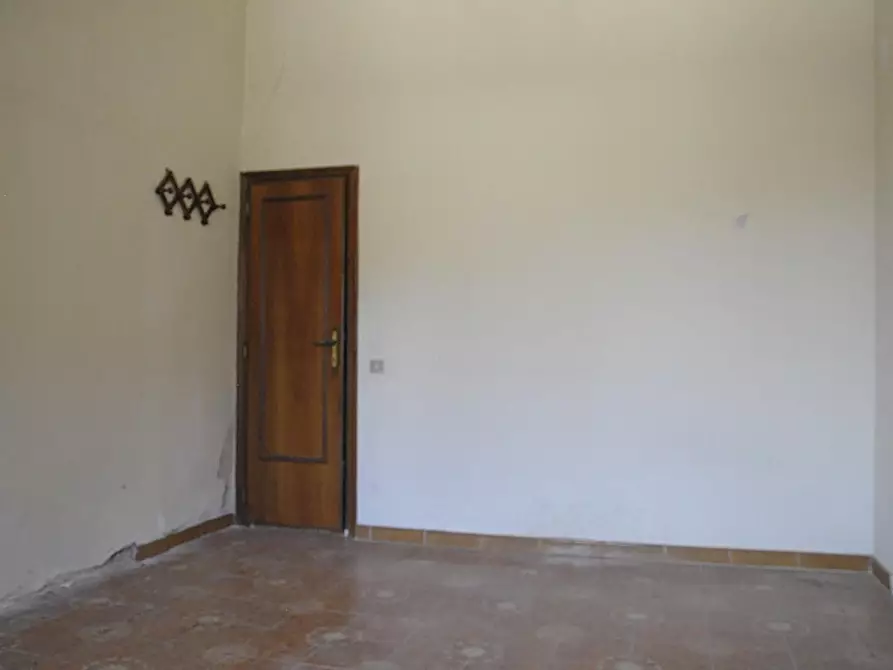 Immagine 13 di Appartamento in vendita  a Colle Di Val D'elsa