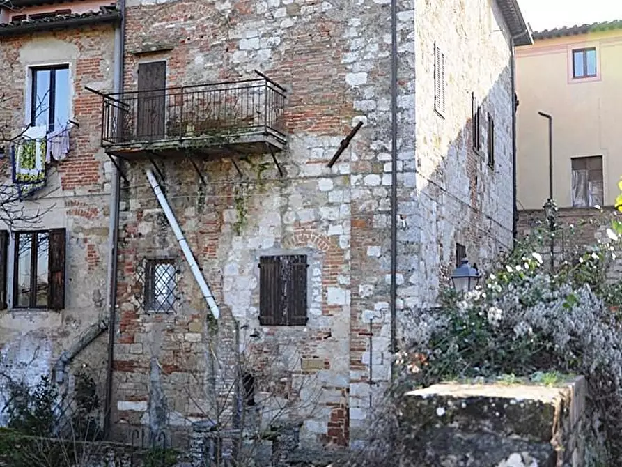 Immagine 1 di Appartamento in vendita  a Colle Di Val D'elsa