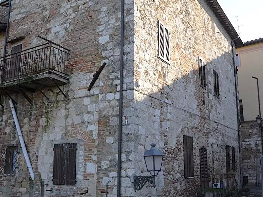 Immagine 31 di Appartamento in vendita  a Colle Di Val D'elsa