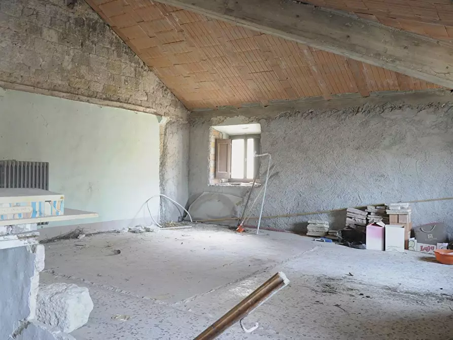 Immagine 23 di Appartamento in vendita  a Colle Di Val D'elsa