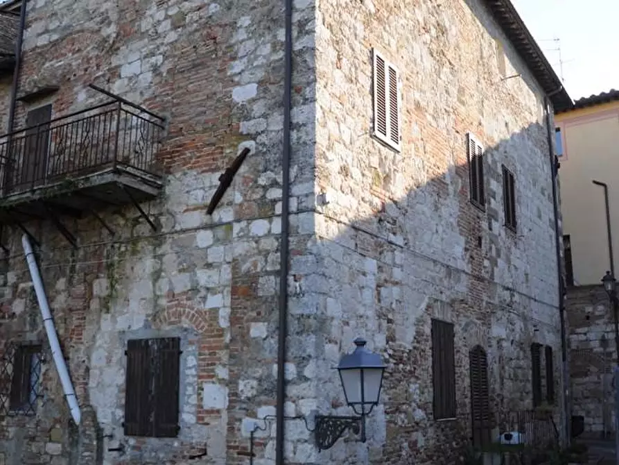 Immagine 1 di Appartamento in vendita  a Colle Di Val D'elsa