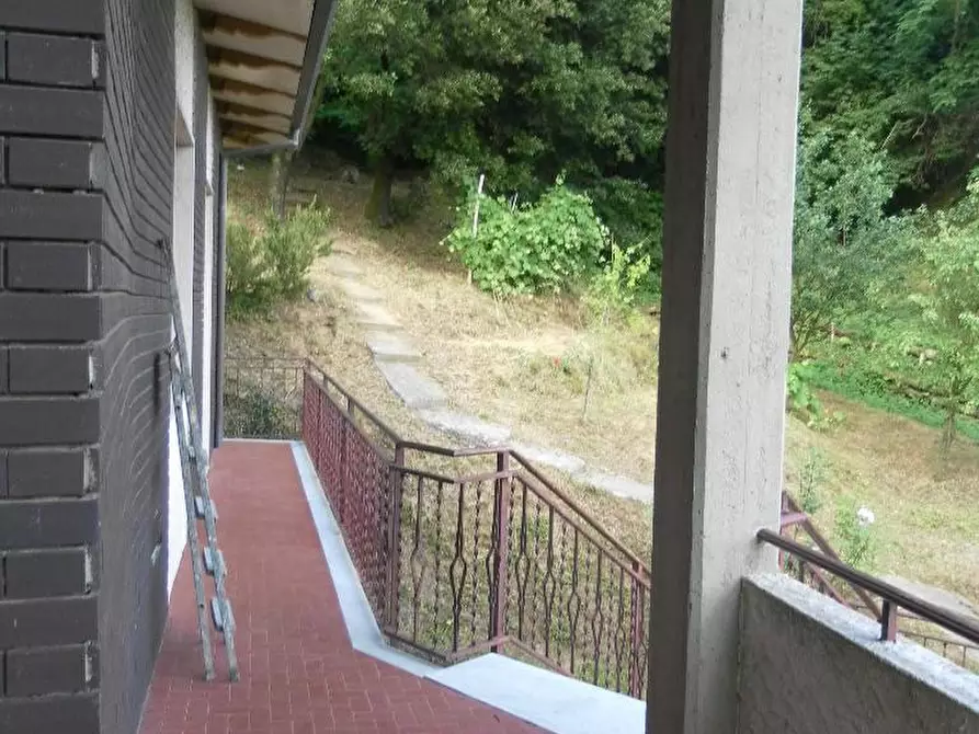 Immagine 6 di Casa indipendente in vendita  a Carrara
