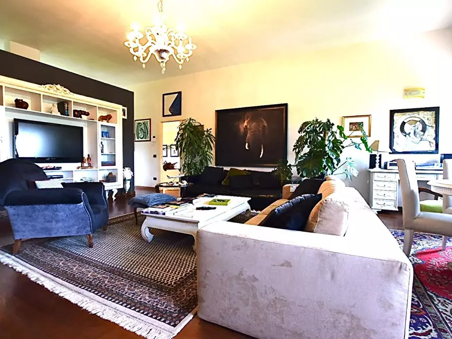 Immagine 2 di Mansarda in vendita  a Pontedera